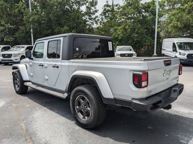 2022 Jeep Gladiator Overland