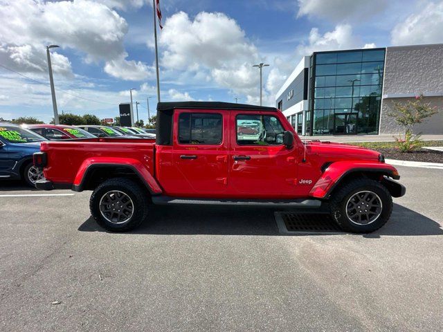 2022 Jeep Gladiator Overland