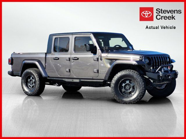 2022 Jeep Gladiator Overland