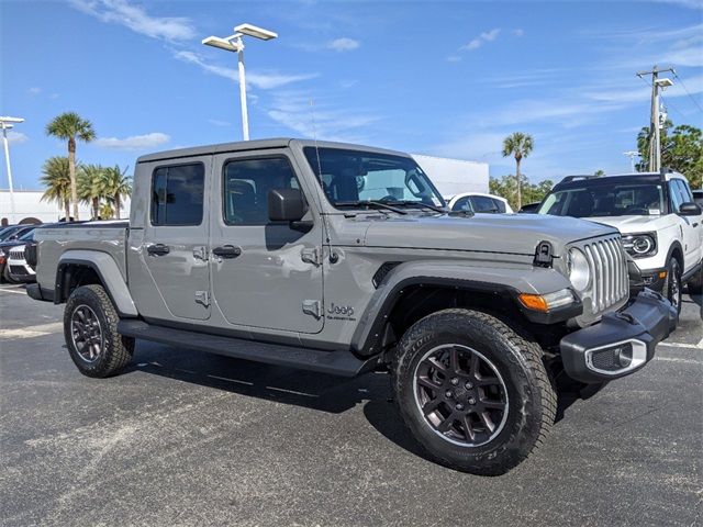 2022 Jeep Gladiator Overland