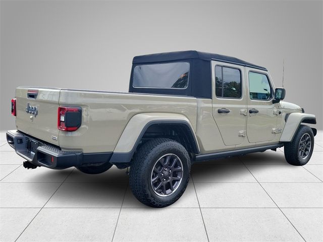 2022 Jeep Gladiator Overland