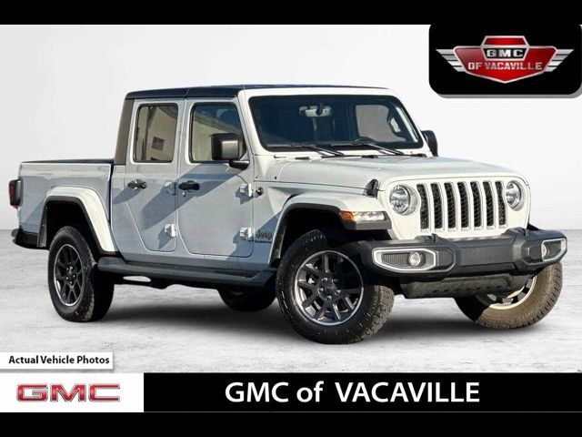 2022 Jeep Gladiator Overland