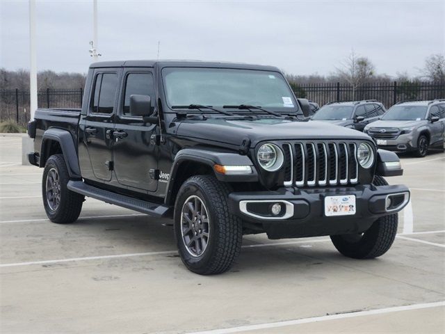 2022 Jeep Gladiator Overland