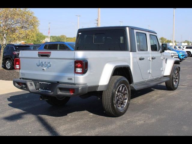 2022 Jeep Gladiator Overland