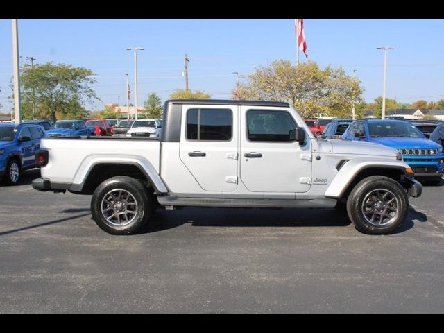 2022 Jeep Gladiator Overland