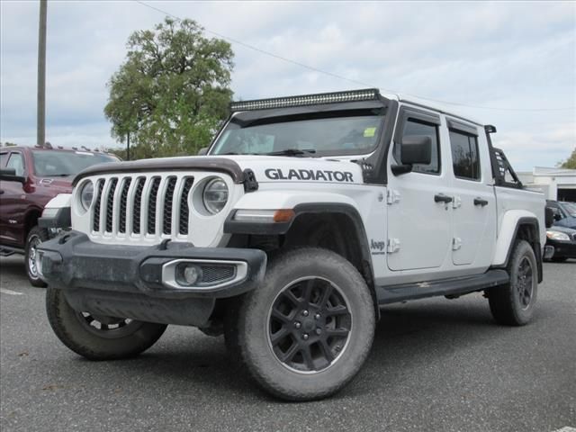 2022 Jeep Gladiator Overland