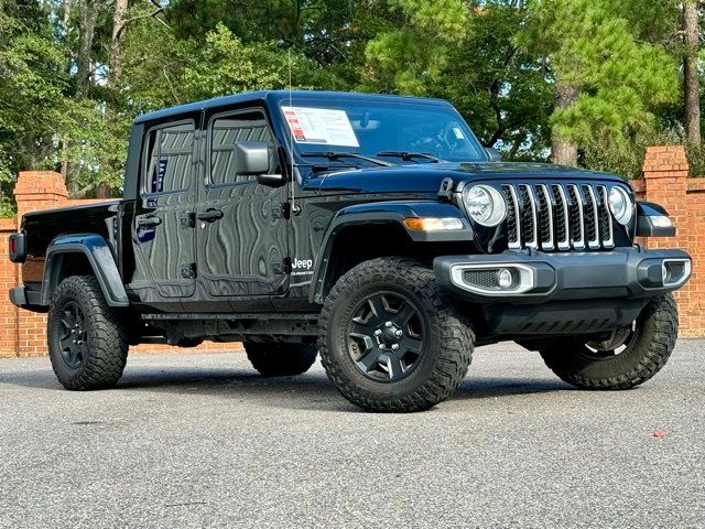 2022 Jeep Gladiator Overland