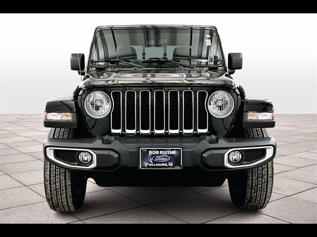 2022 Jeep Gladiator Overland