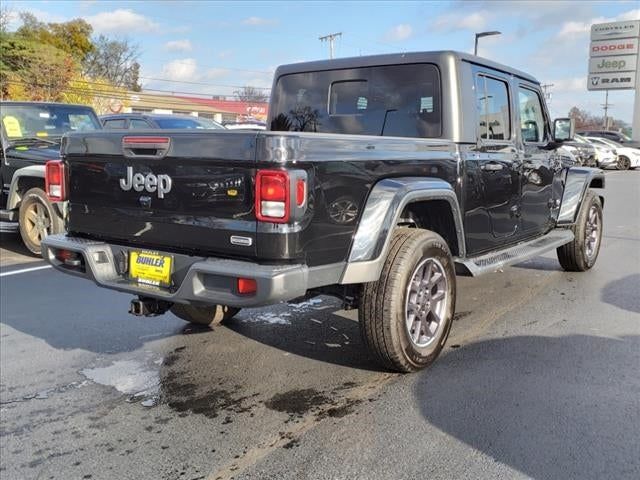 2022 Jeep Gladiator Overland