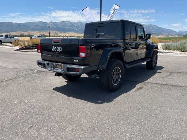 2022 Jeep Gladiator Overland