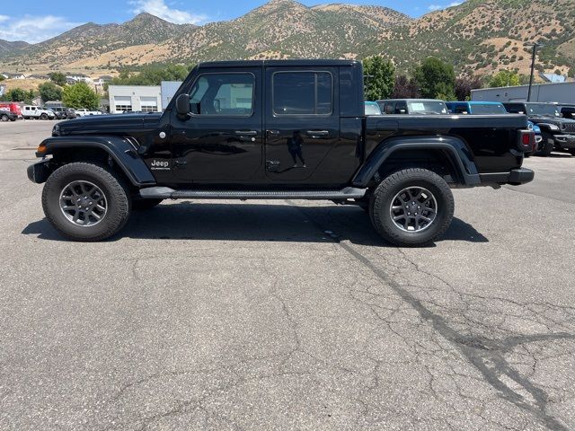 2022 Jeep Gladiator Overland