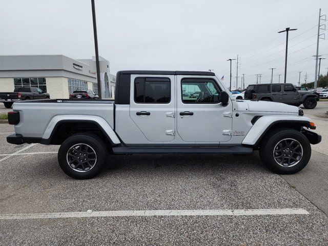 2022 Jeep Gladiator Overland