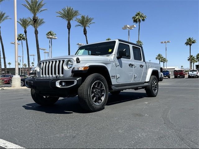 2022 Jeep Gladiator Overland