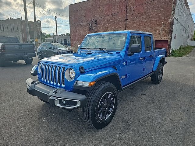 2022 Jeep Gladiator Overland