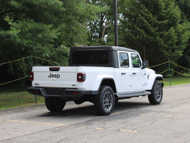 2022 Jeep Gladiator Overland