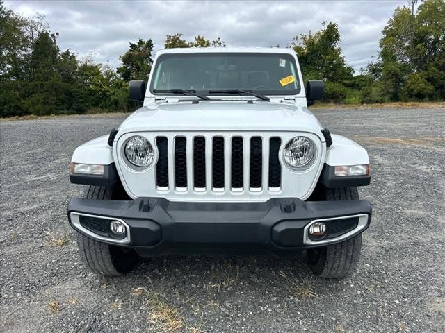 2022 Jeep Gladiator Overland