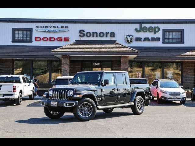 2022 Jeep Gladiator Overland