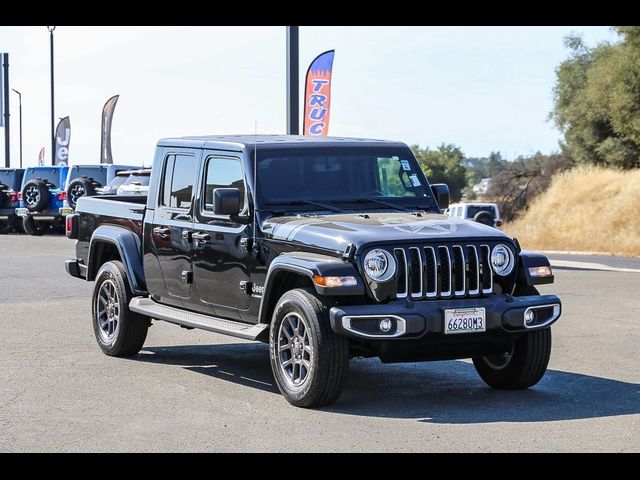 2022 Jeep Gladiator Overland