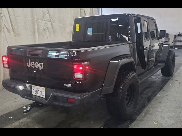 2022 Jeep Gladiator Overland