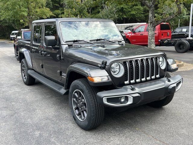 2022 Jeep Gladiator Overland