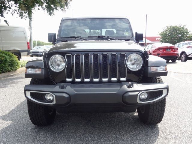 2022 Jeep Gladiator Overland