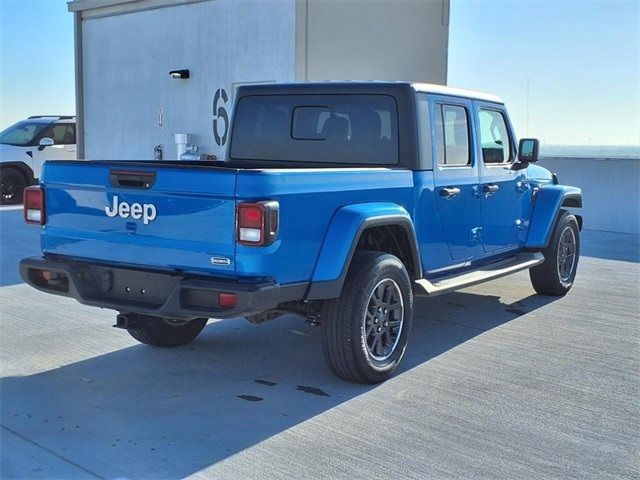 2022 Jeep Gladiator Overland