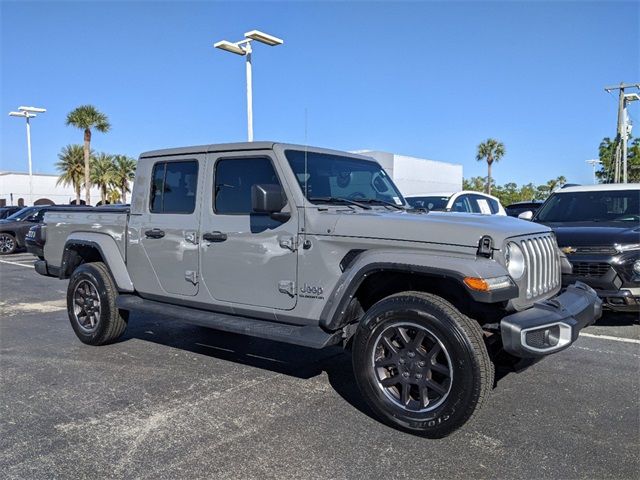 2022 Jeep Gladiator Overland