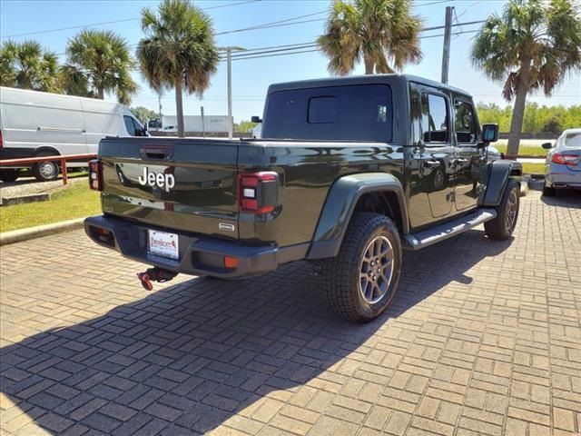 2022 Jeep Gladiator Overland