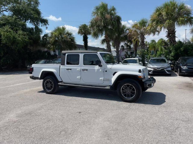 2022 Jeep Gladiator Overland