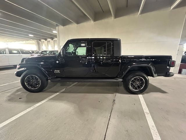 2022 Jeep Gladiator Overland