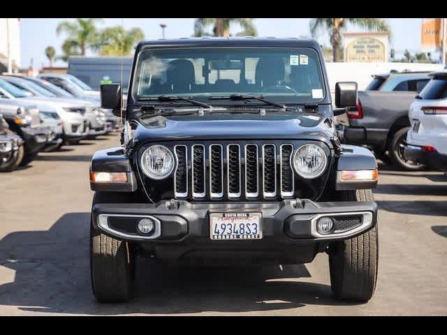 2022 Jeep Gladiator Overland