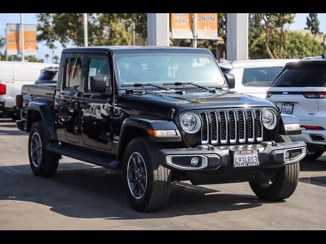 2022 Jeep Gladiator Overland