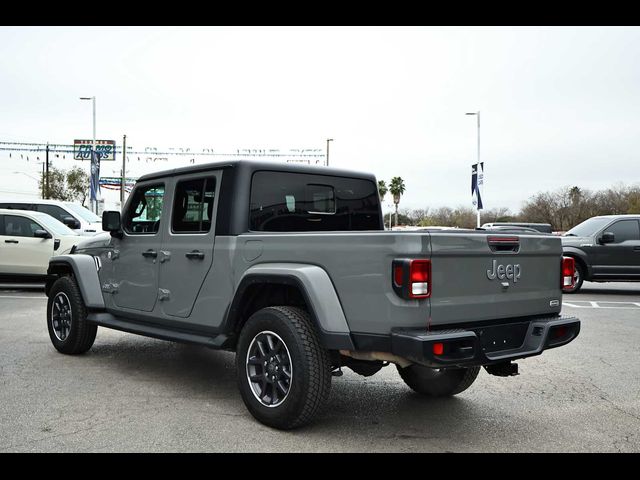 2022 Jeep Gladiator Overland