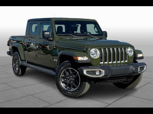 2022 Jeep Gladiator Overland