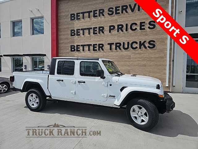 2022 Jeep Gladiator Sport S