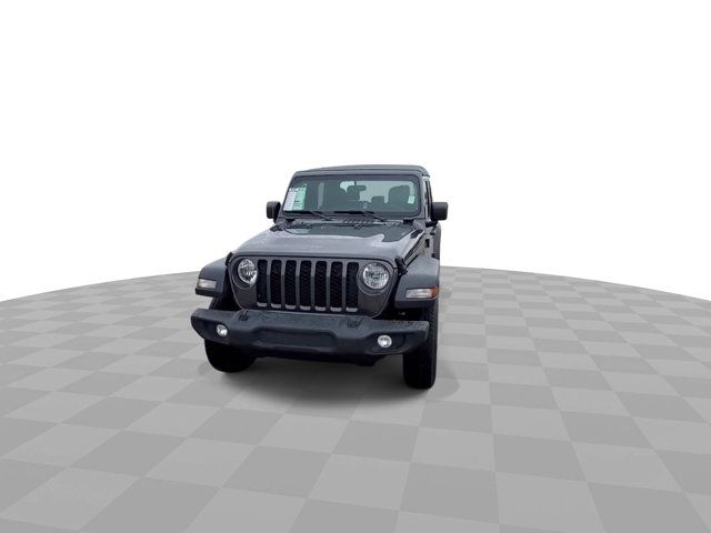 2022 Jeep Gladiator Sport