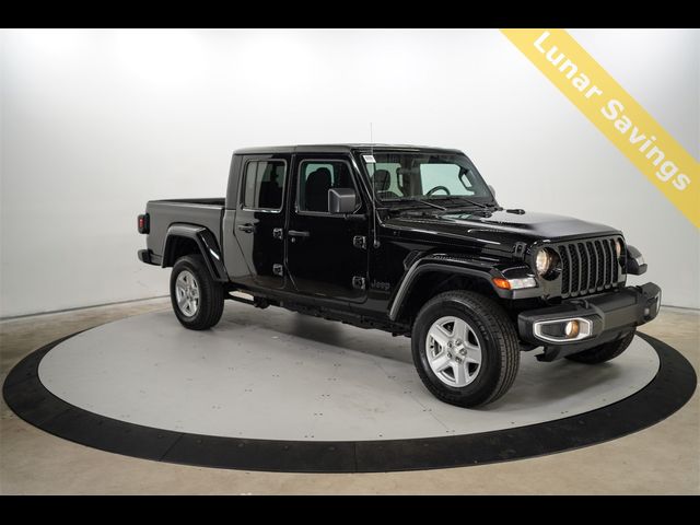 2022 Jeep Gladiator Sport S