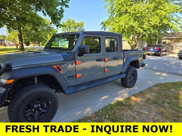 2022 Jeep Gladiator Sport