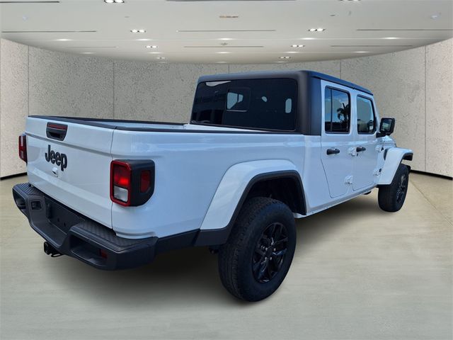 2022 Jeep Gladiator Sport S