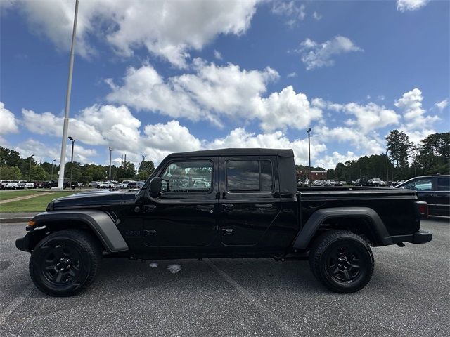 2022 Jeep Gladiator Sport