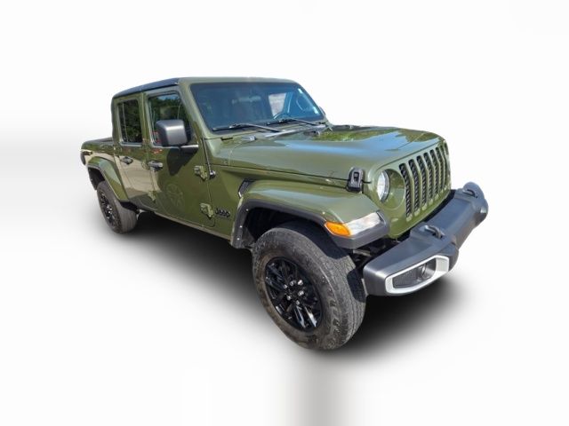 2022 Jeep Gladiator Sport S