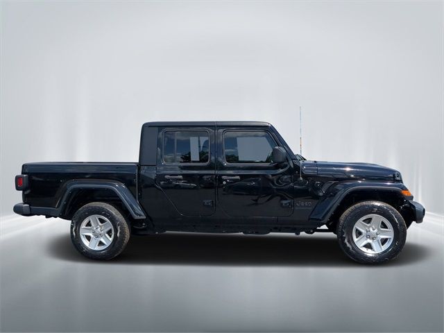 2022 Jeep Gladiator Altitude