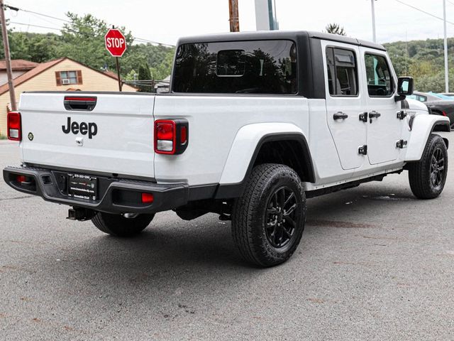 2022 Jeep Gladiator Sport S