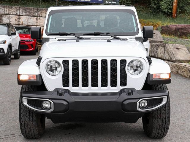 2022 Jeep Gladiator Sport S