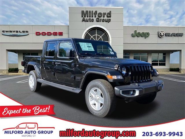 2022 Jeep Gladiator Sport S