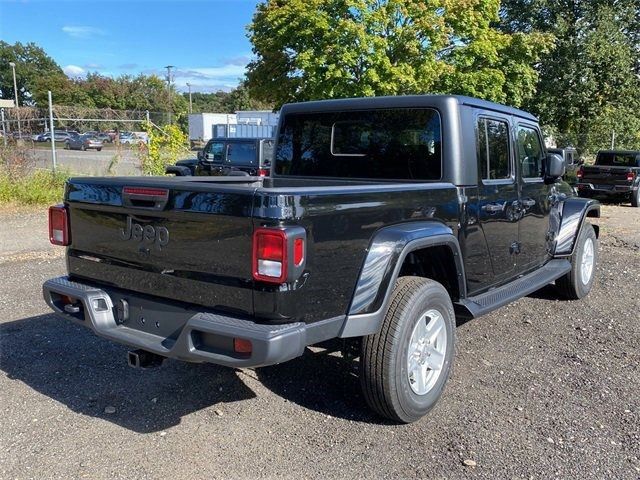 2022 Jeep Gladiator Sport S