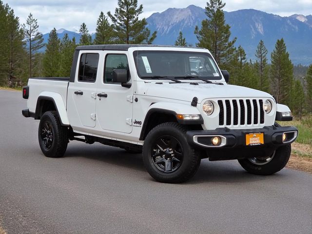 2022 Jeep Gladiator Sport S