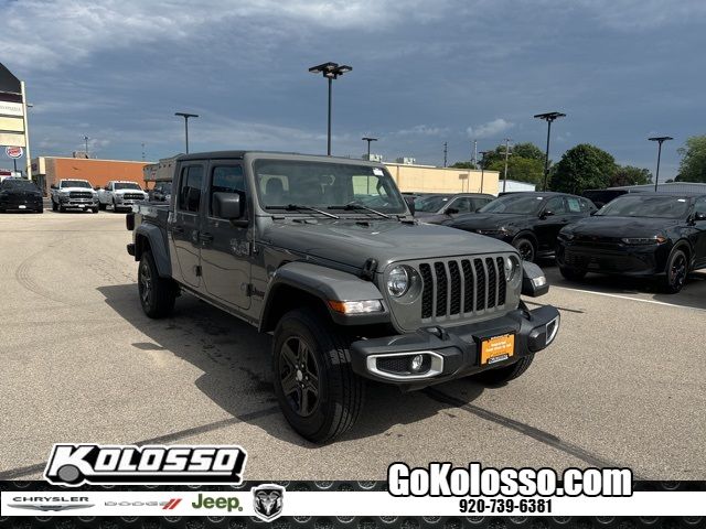 2022 Jeep Gladiator Sport S