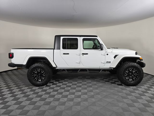 2022 Jeep Gladiator Sport S