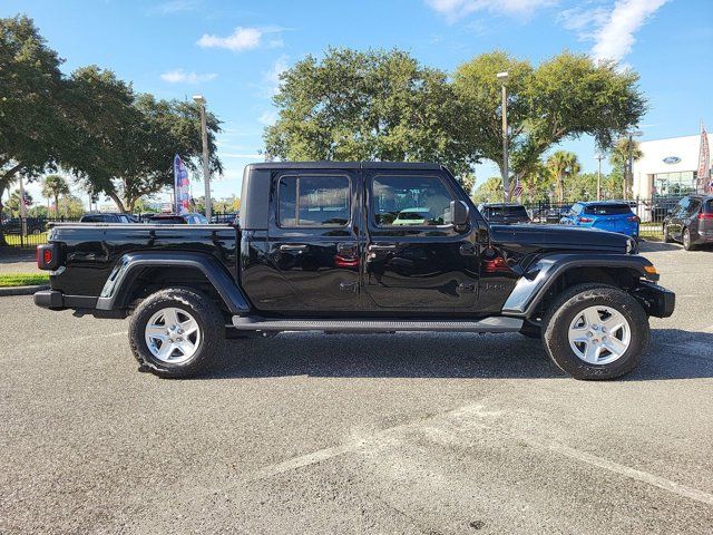 2022 Jeep Gladiator Sport S